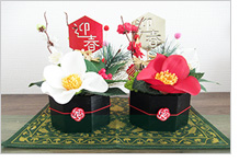 オルネを使った華やかなお正月アレンジメント